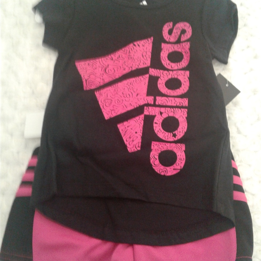 Girls Adidas shorts set